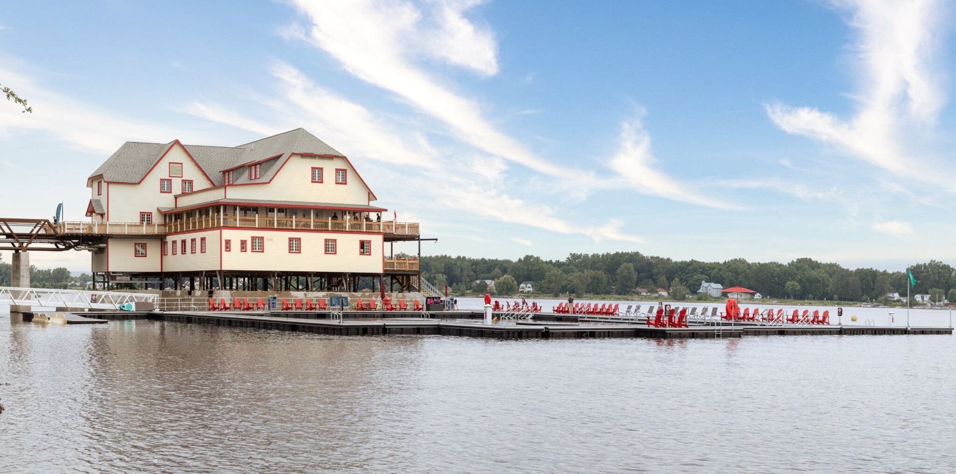 NCC Riverhouse with dining and scenic views